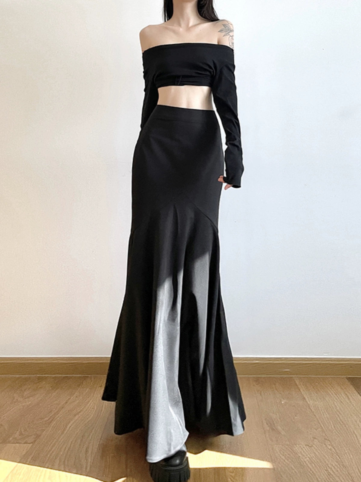 theory luxe CRUNCH マーメイド ロングスカート ブラック theory theory luxe CRUNCH マーメイド ロングスカート ブラック theory