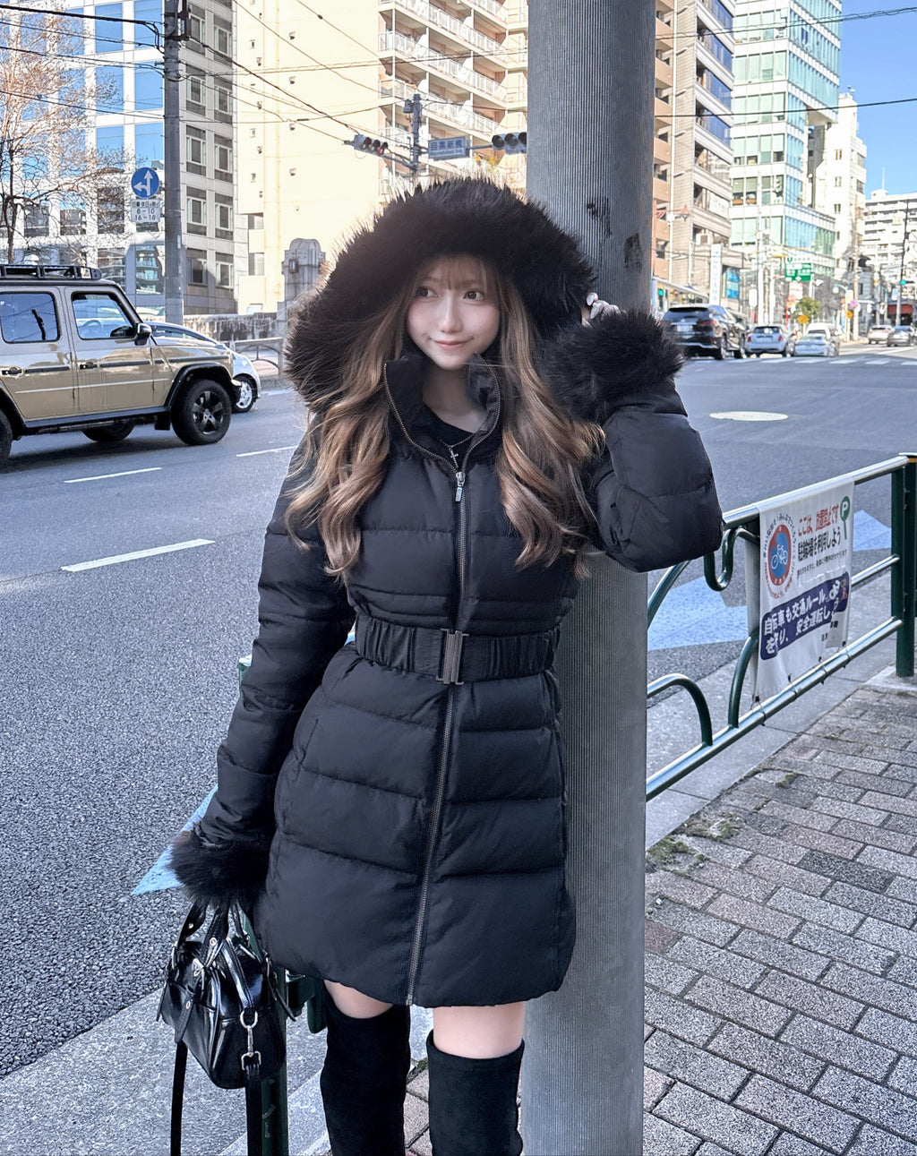 ベルトデザインファーダウンコート