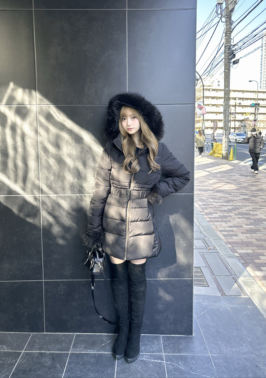 ベルトデザインファーダウンコート