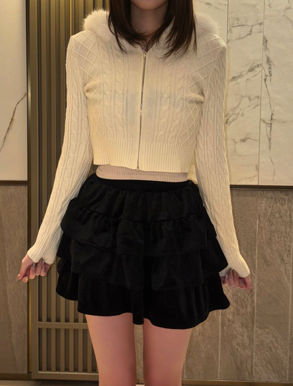 ファーフードジップニットトップス