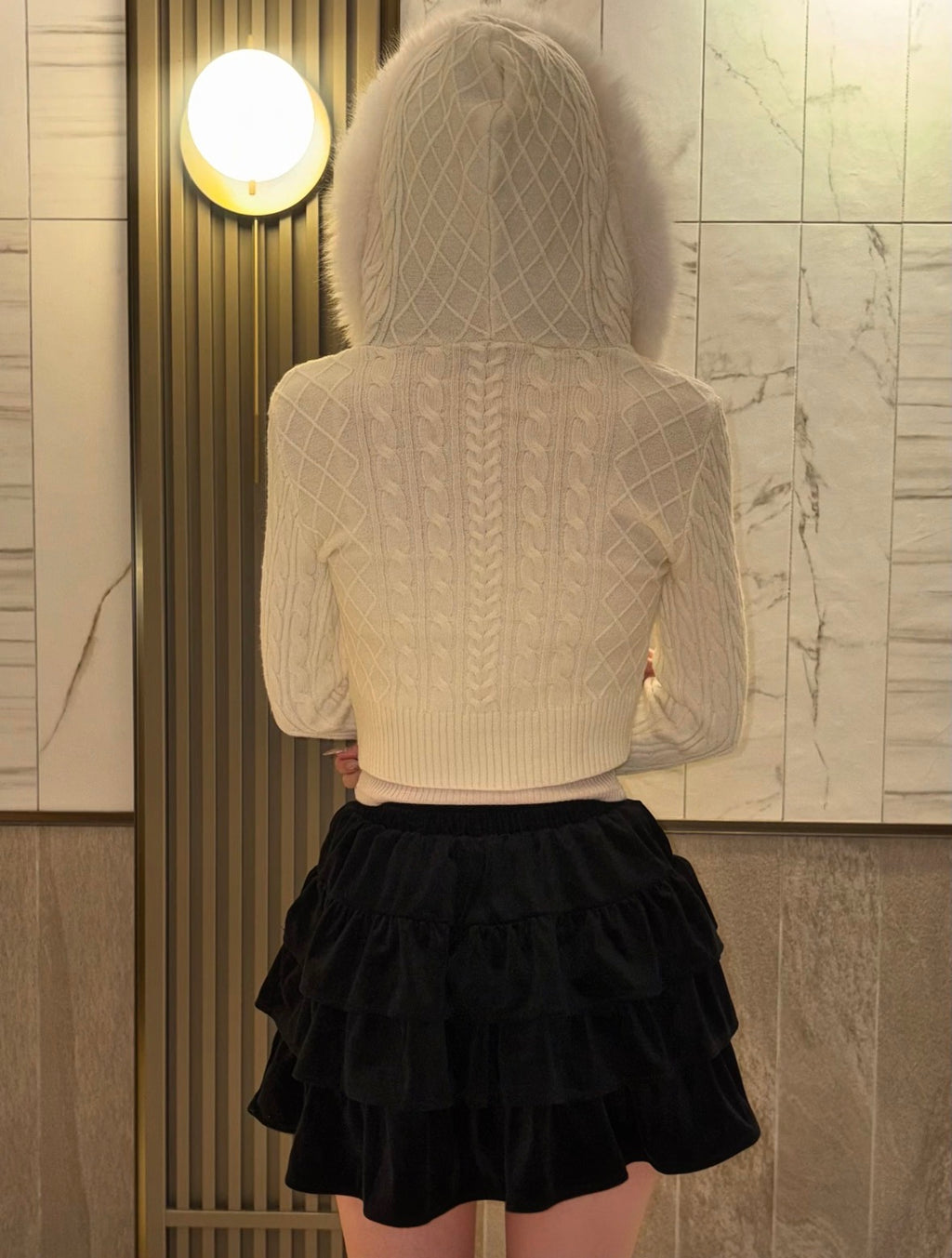 ファーフードジップニットトップス