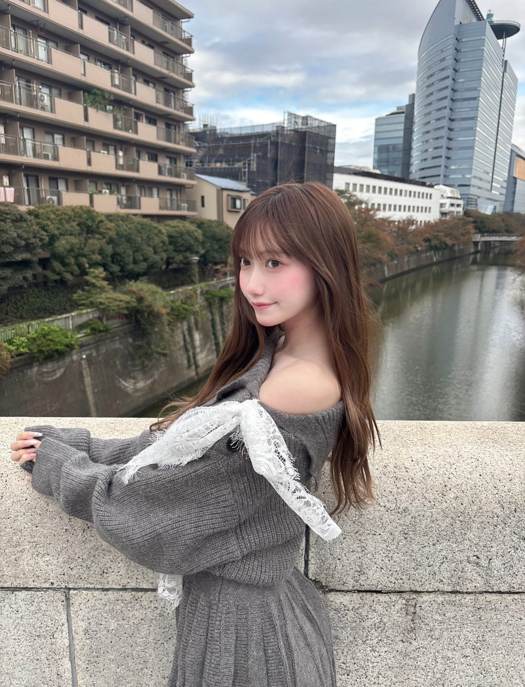 リボンデザインプリーツミニワンピ