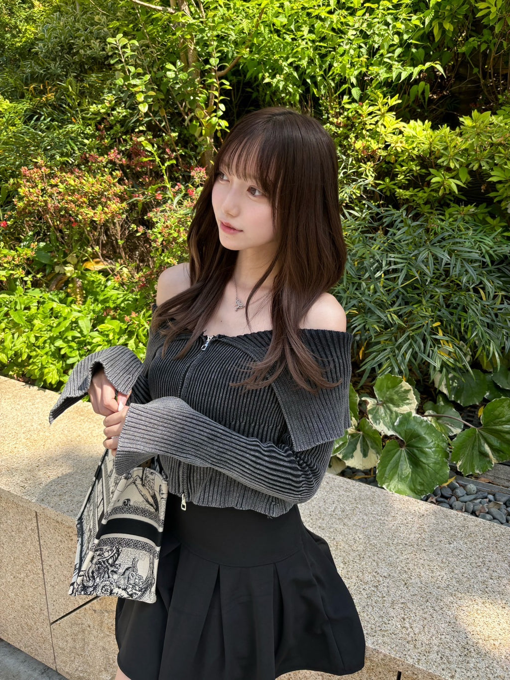 フロントジップクロップドニットトップス
