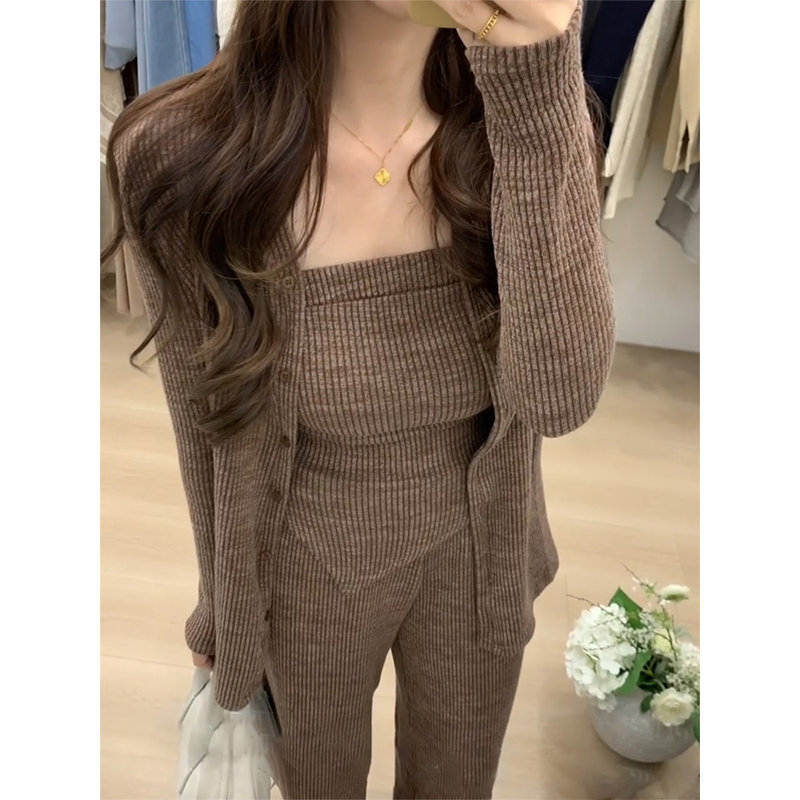 メルティーリブニットセットアップ