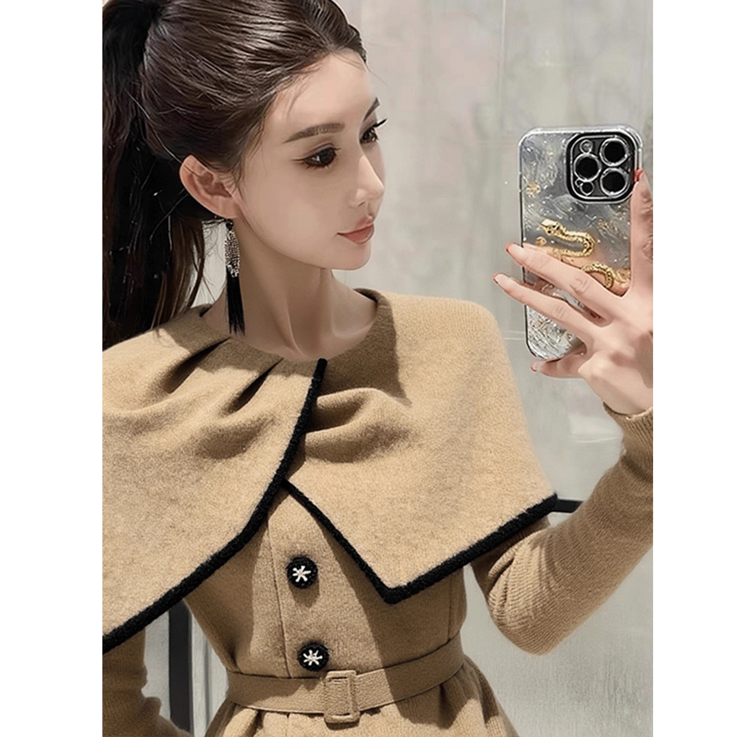 ケープペプラムコート