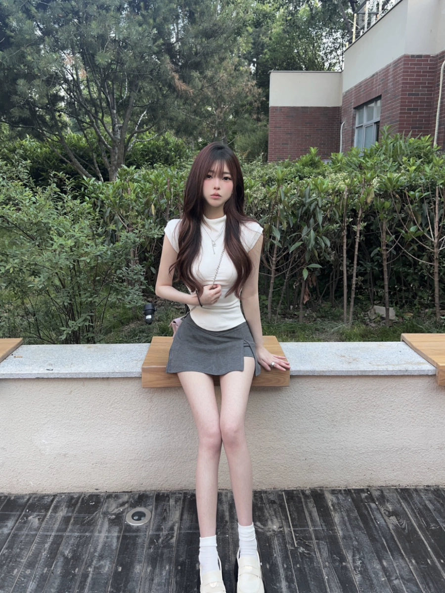 ハイネックフレンチスリーブTシャツ