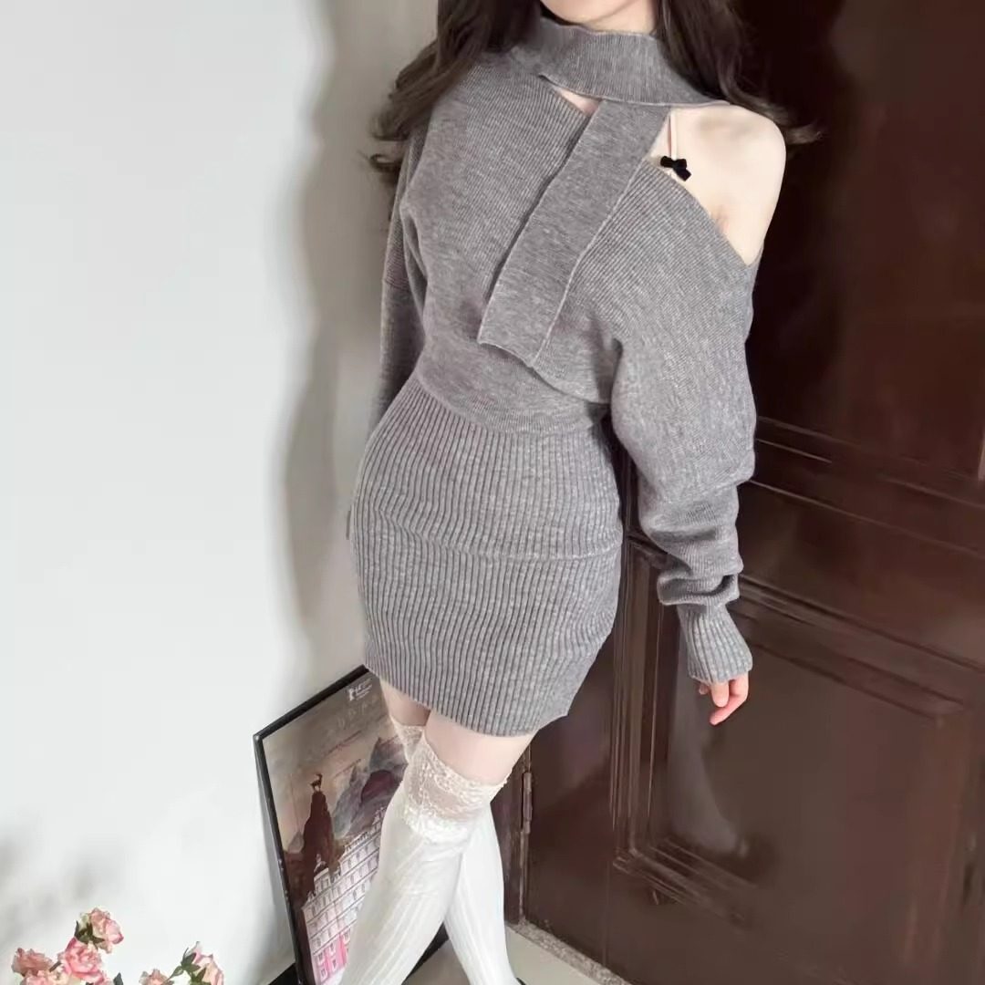 アシンメトリーネックニットワンピ