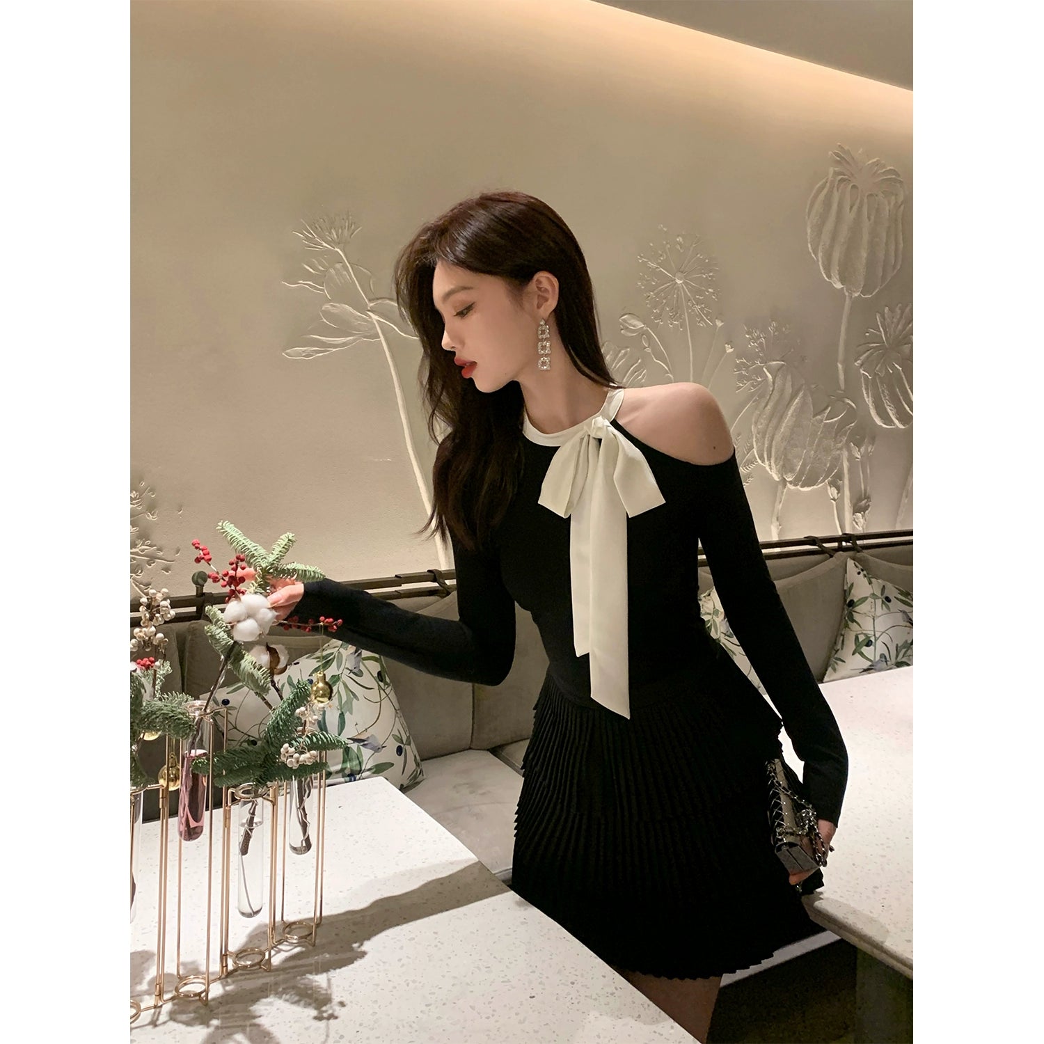 オフショルダースリムリボンニットトップス