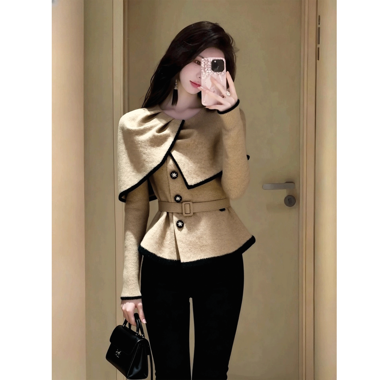 ケープペプラムコート