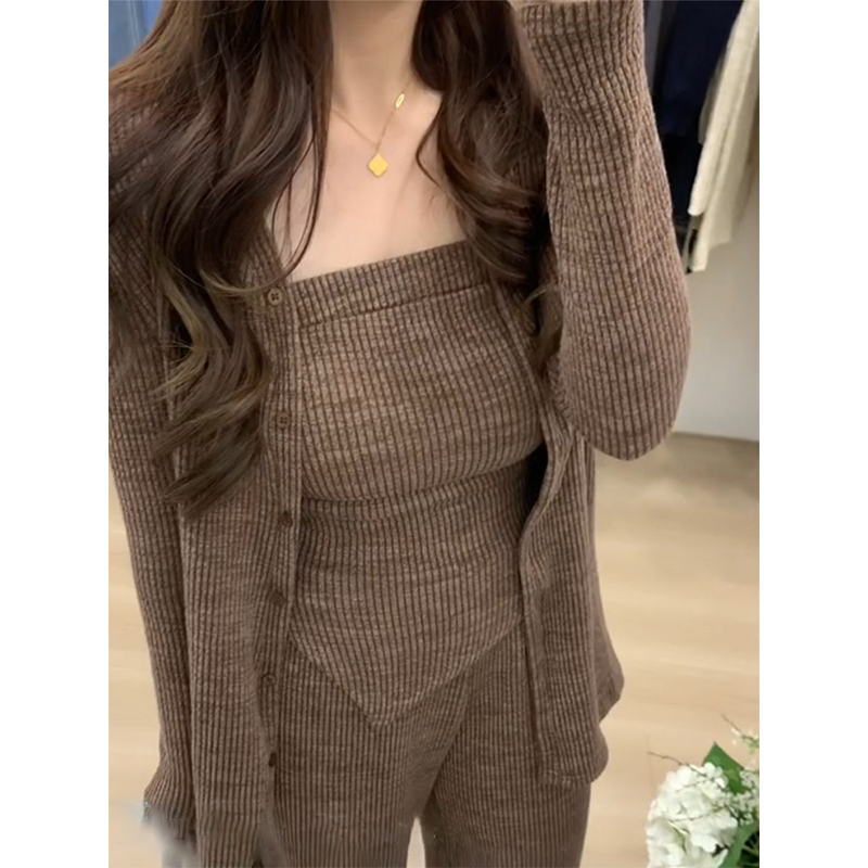 メルティーリブニットセットアップ