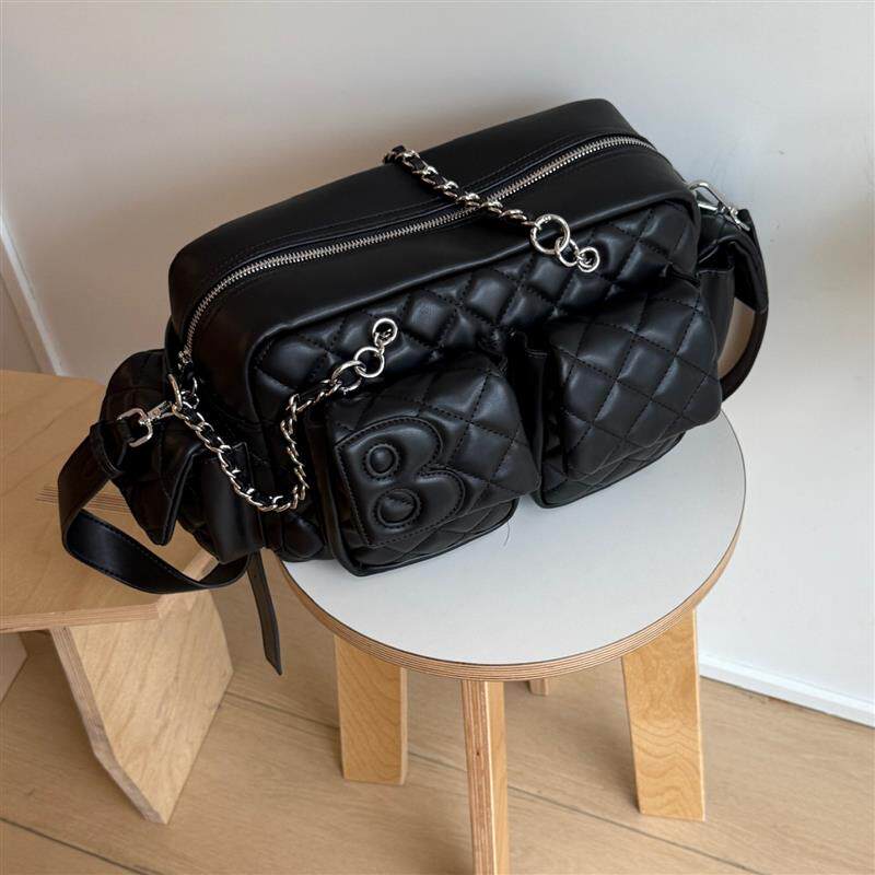 メロウキルティングボストンバッグ