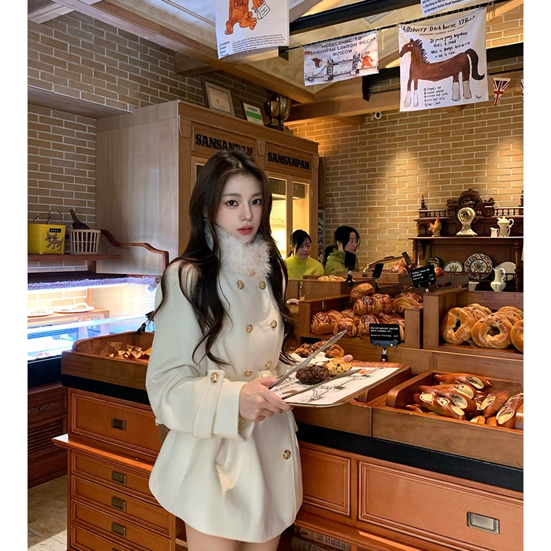 クラシカルダブルボタンコート