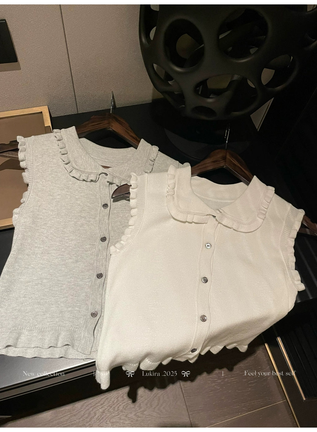 フリルサマーニットノースリーブ