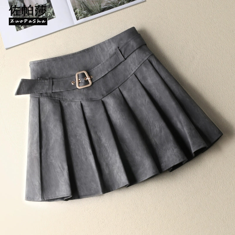 ベルレザープリーツスカート