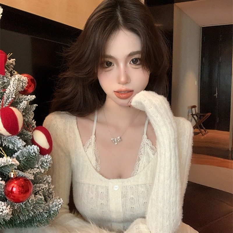 ピュアデザリー Vネックレースニットトップ