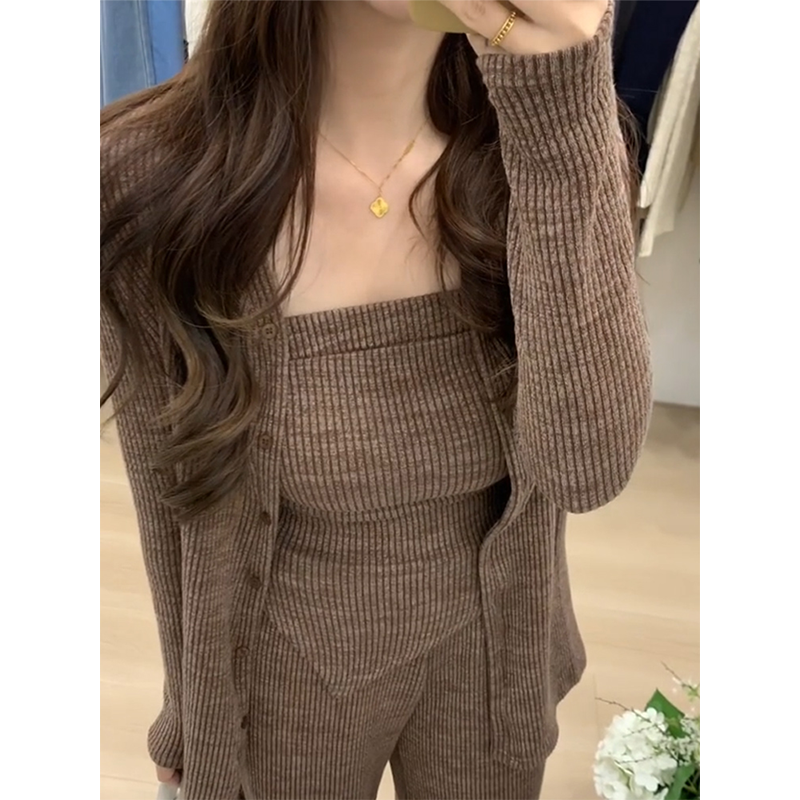 メルティーリブニットセットアップ