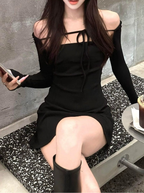 ネックストラップオフショルダーワンピース – charme