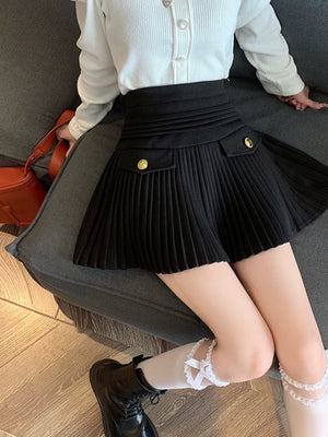 フラッププリーツスカート