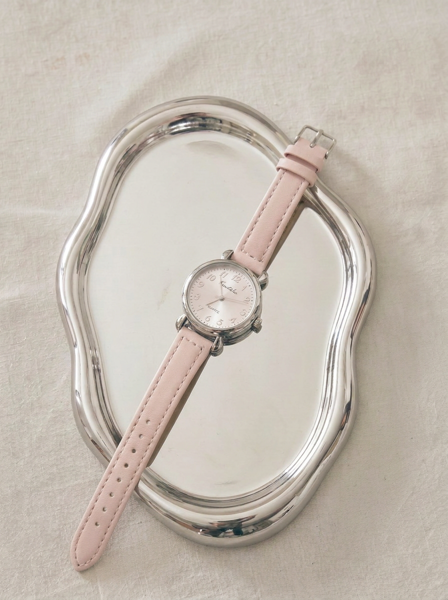 ステッチレザーベルトアナログウォッチ